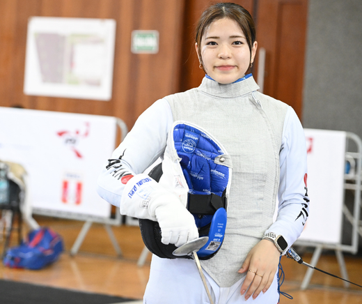 GO-BEYONDER No.721:タケザワシオリ No.233:梶原有希